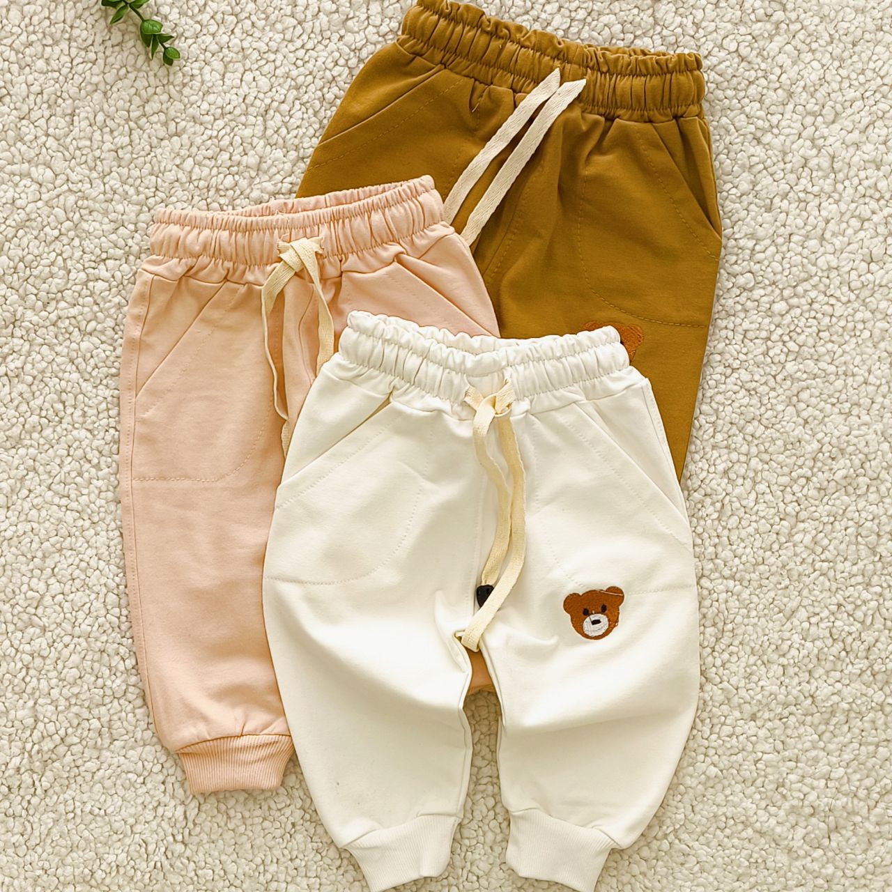 سیسمونی تربچه شلوار اسلش بچه گانه مدل تدی جنس دورس دونخ پنبه (۳ تا ۳۶ ماه) ۱۵۵۱