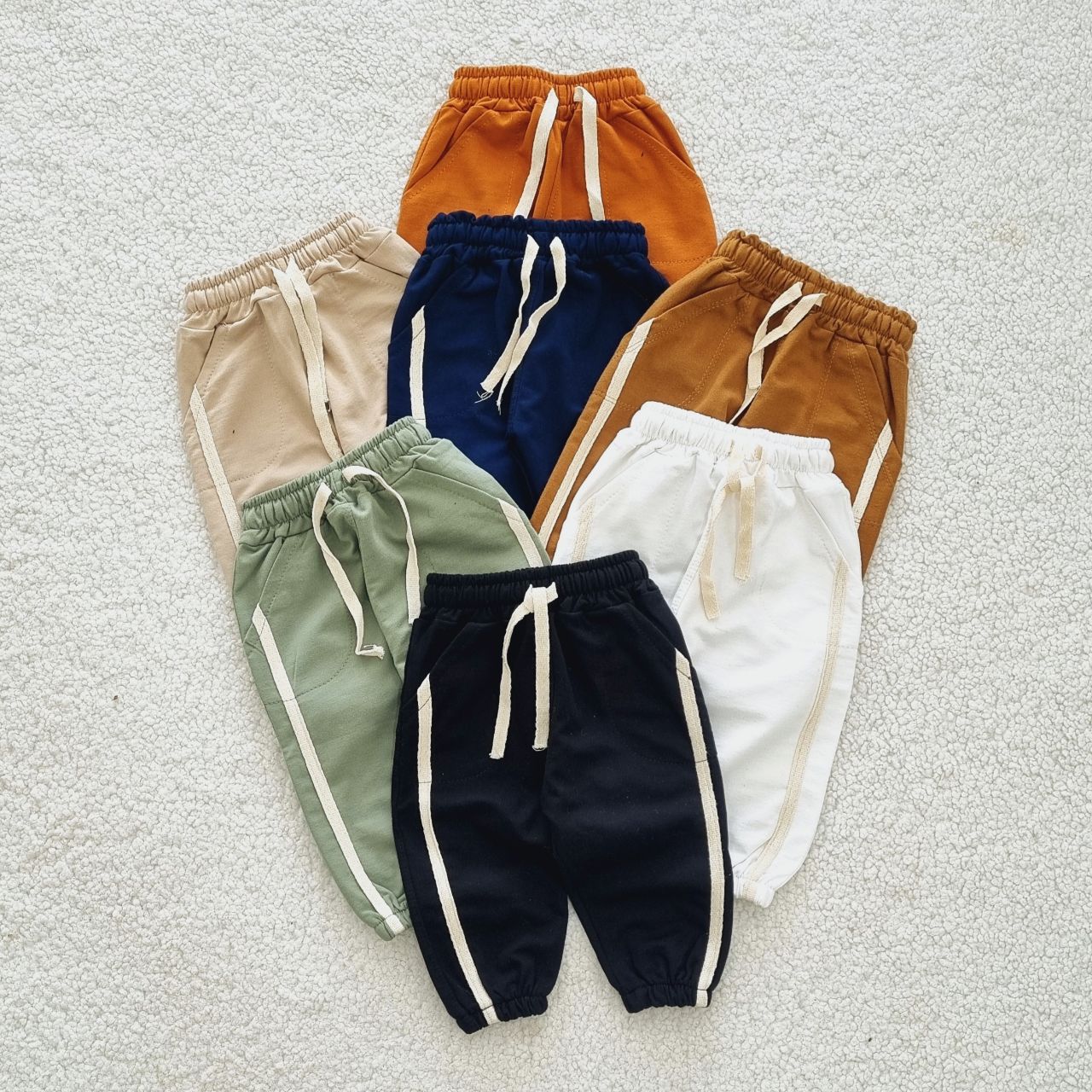 IMG_20260225_230600_272 شلوار اسلش بچه گانه دورس اعلا مدل نوار دوزی (۲ تا ۳۰ماه) ۱۶۶۹ - Image 1